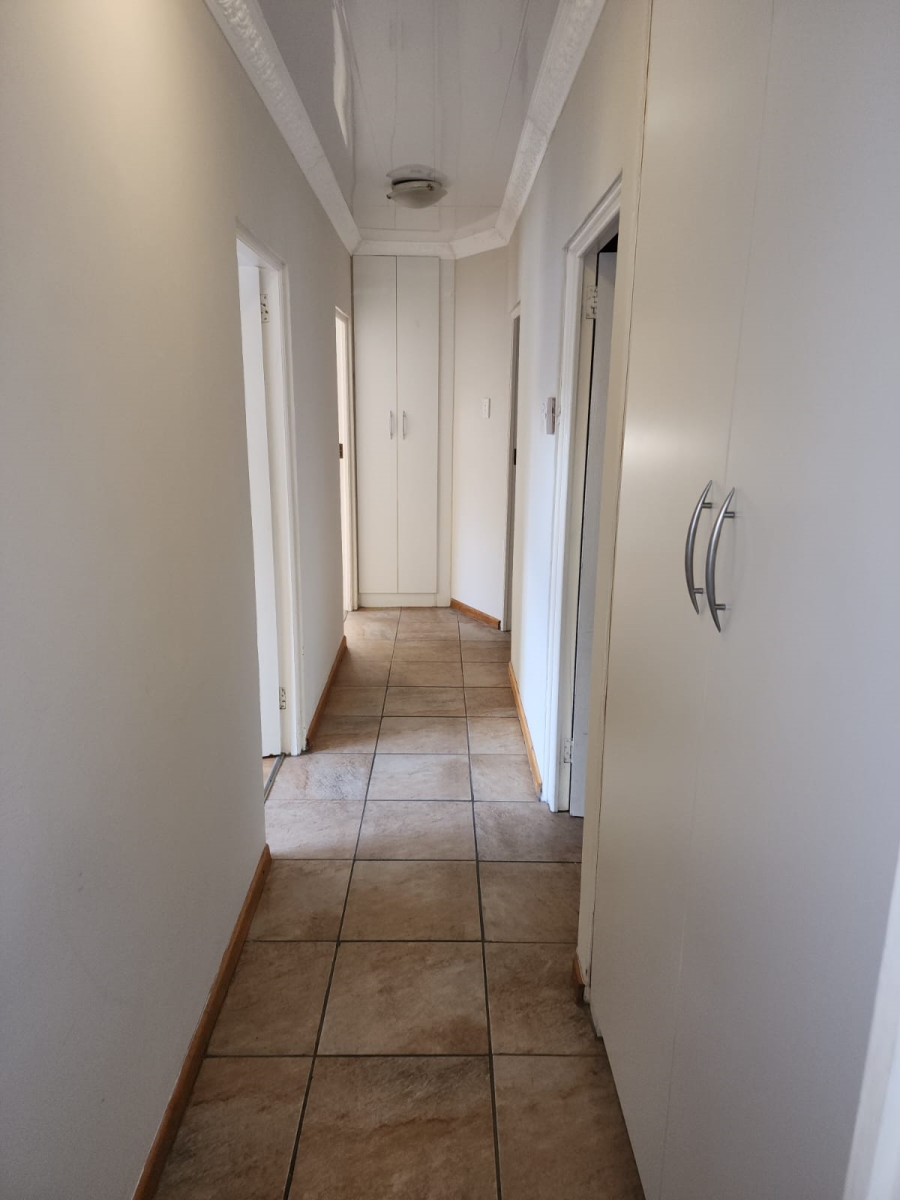 4 Bedroom Property for Sale in Dorchester Heights Eastern Cape